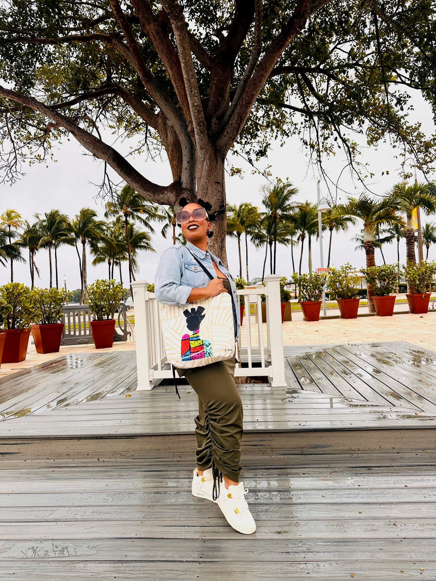 Tote-ally Unapologetic